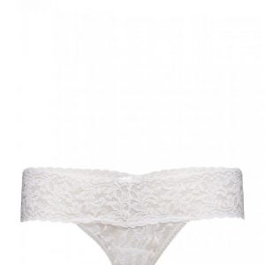 Hanky Panky Low Rise Thong Signature Lace Stringit