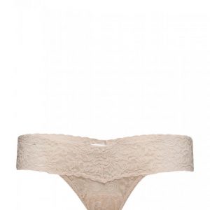 Hanky Panky Low Rise Thong Signature Lace Stringit