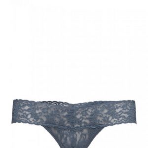 Hanky Panky Low Rise Thong Signature Lace Stringit